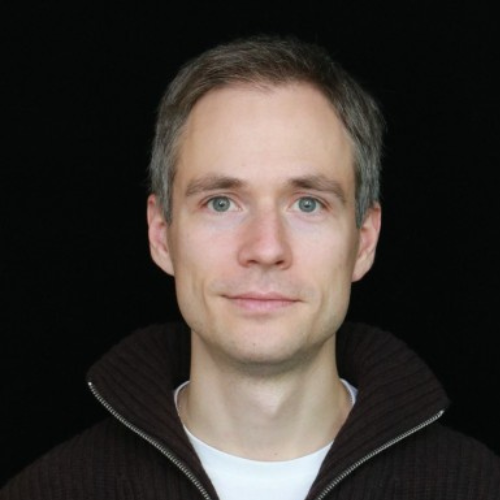 [profile image] Speakers (1)