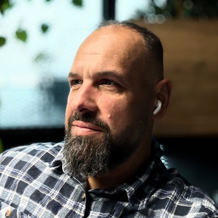 [profile image] Speakers